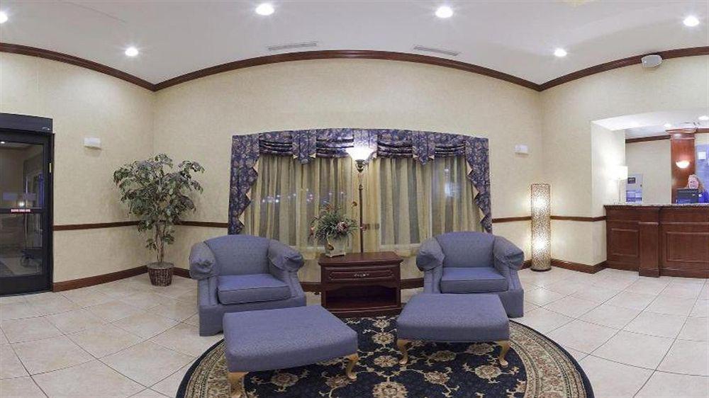 Holiday Inn Express Jamestown By Ihg Bagian luar foto