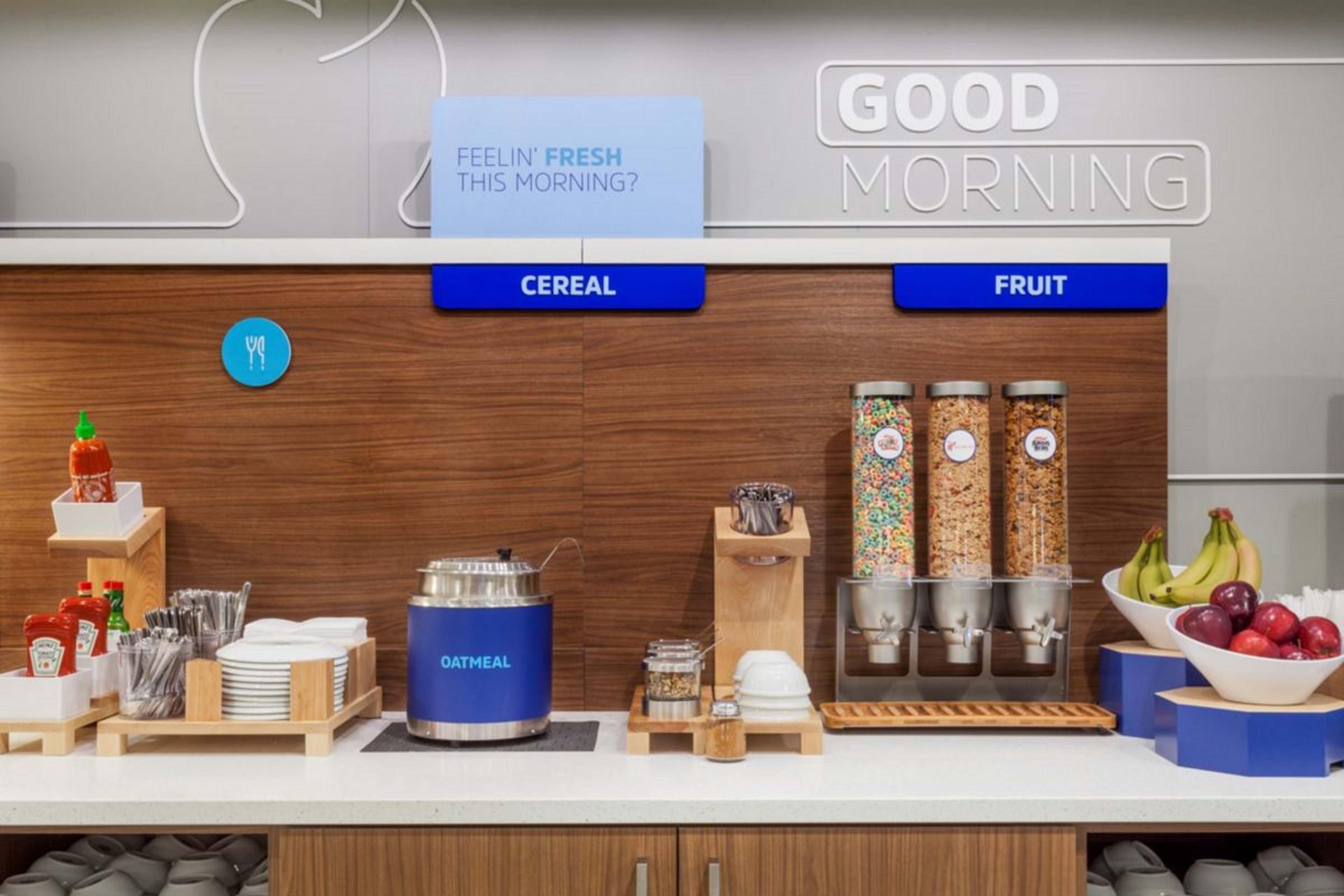 Holiday Inn Express Jamestown By Ihg Bagian luar foto