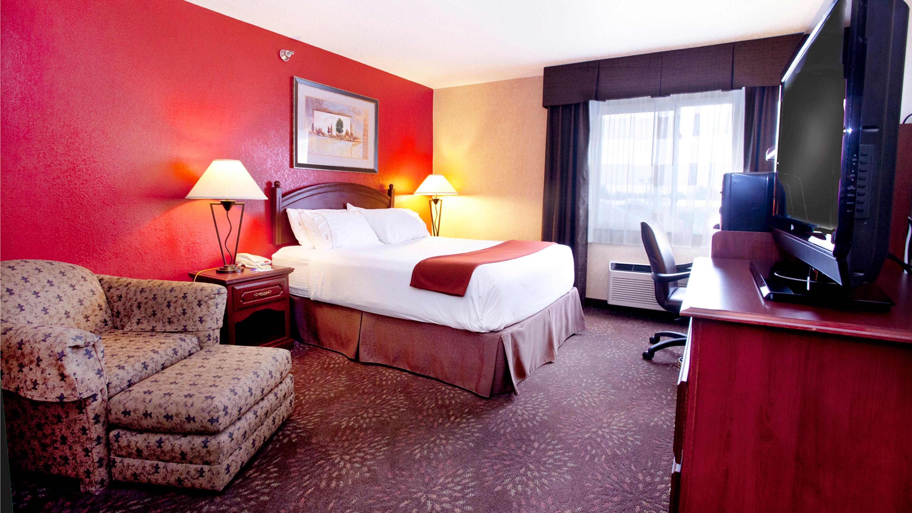 Holiday Inn Express Jamestown By Ihg Bagian luar foto