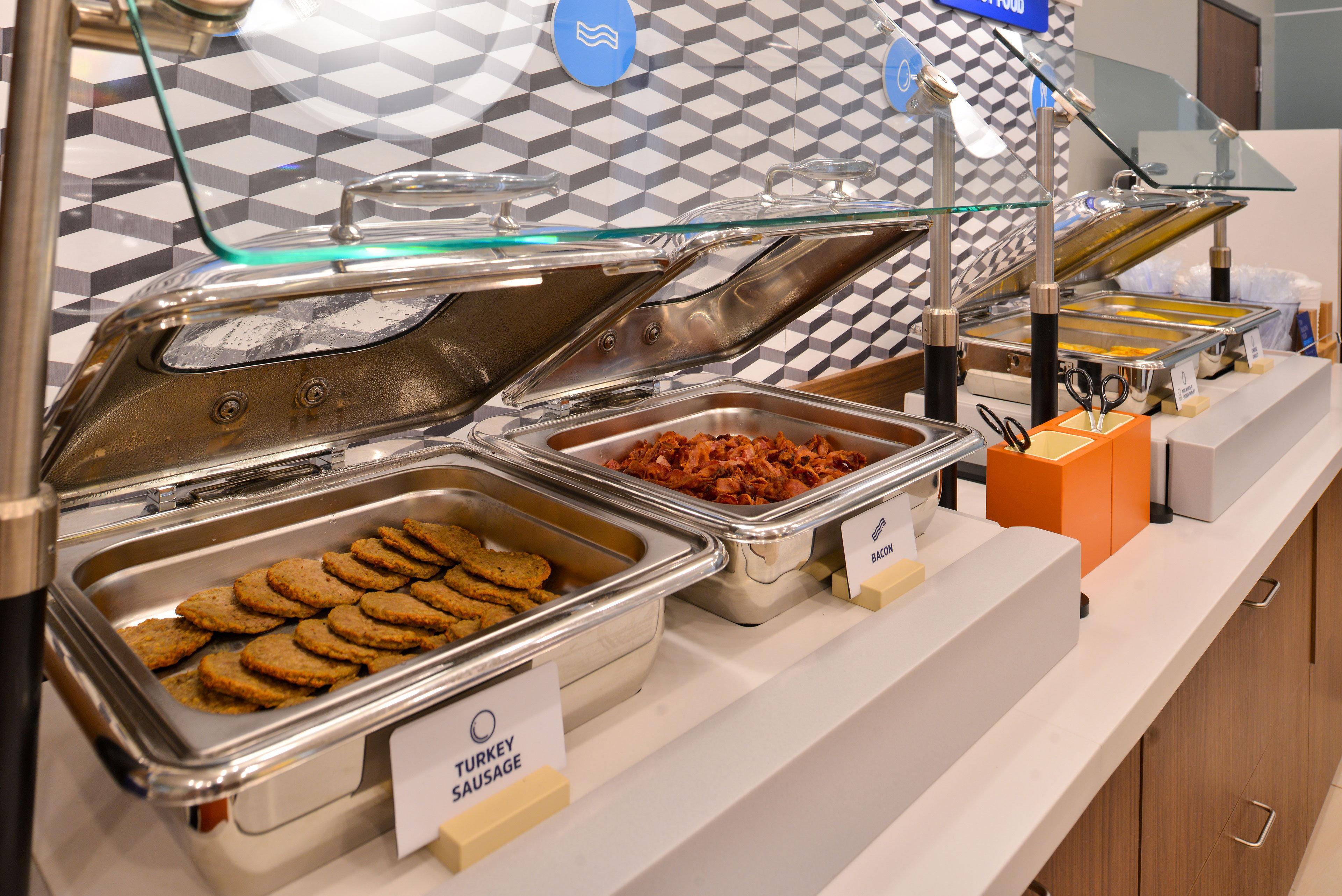 Holiday Inn Express Jamestown By Ihg Bagian luar foto