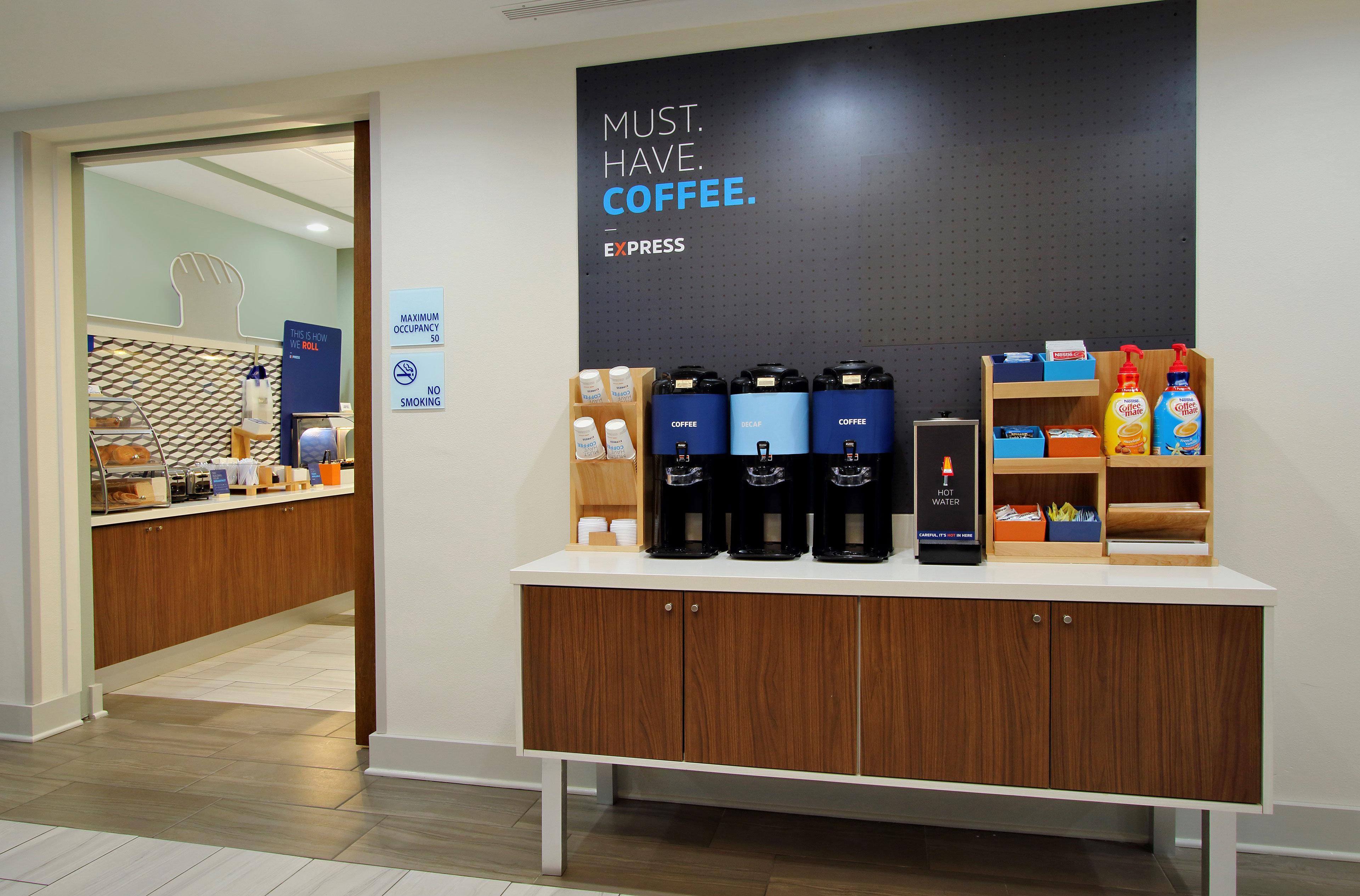 Holiday Inn Express Jamestown By Ihg Bagian luar foto